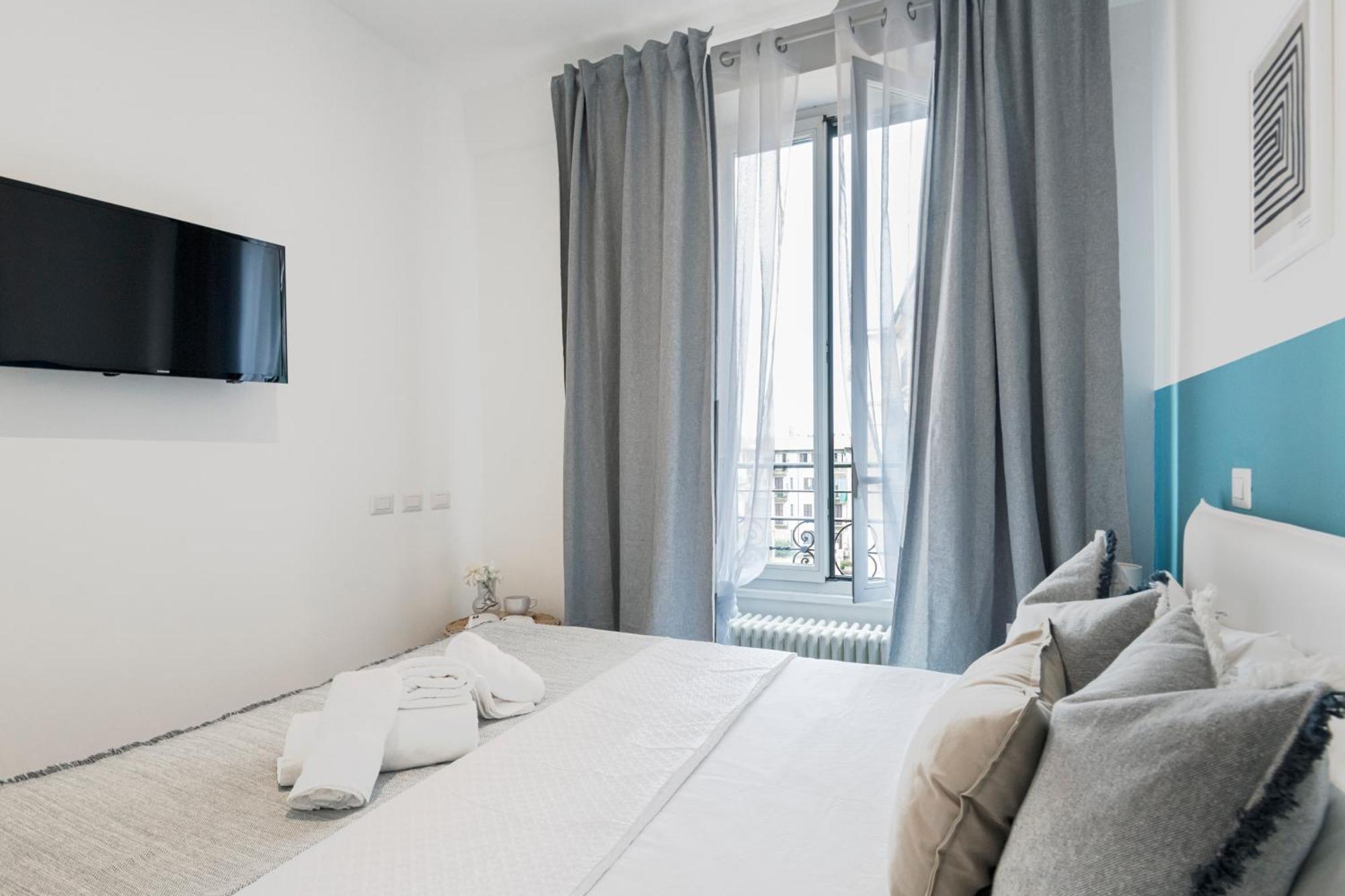New Flat Fully Furnished In P.Ta Romana Милано Екстериор снимка